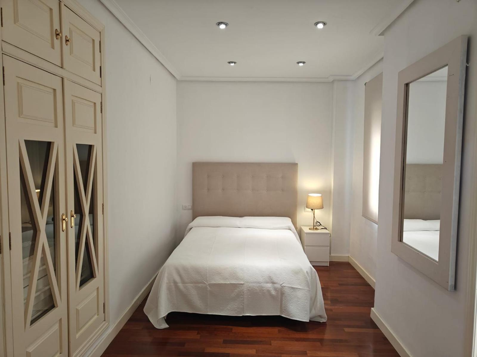 Gran Capitan Luxury Center Apartment- Parking Córdoba Exteriör bild